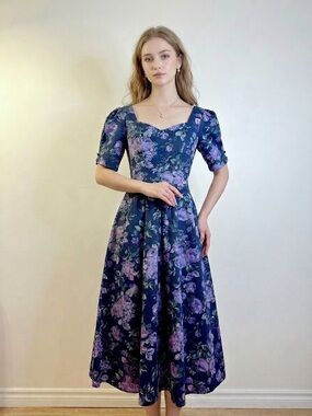 🌸 Rare Vintage Laura Ashley Floral Bow-Back Dress